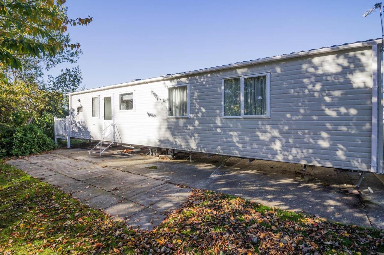 Beautiful 6 Berth Caravan With Decking At Southview Holiday Park Ref 33024O Hotel Skegness Ngoại thất bức ảnh