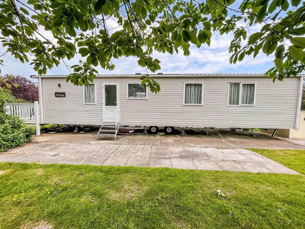 Beautiful 6 Berth Caravan With Decking At Southview Holiday Park Ref 33024O Hotel Skegness Ngoại thất bức ảnh