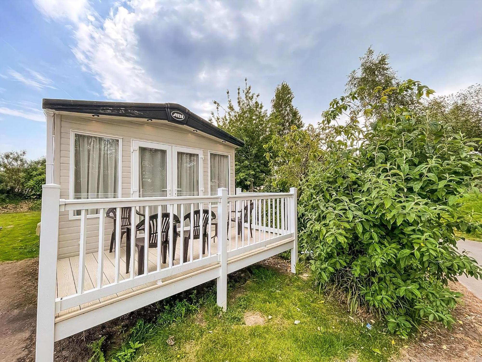 Beautiful 6 Berth Caravan With Decking At Southview Holiday Park Ref 33024O Hotel Skegness Ngoại thất bức ảnh
